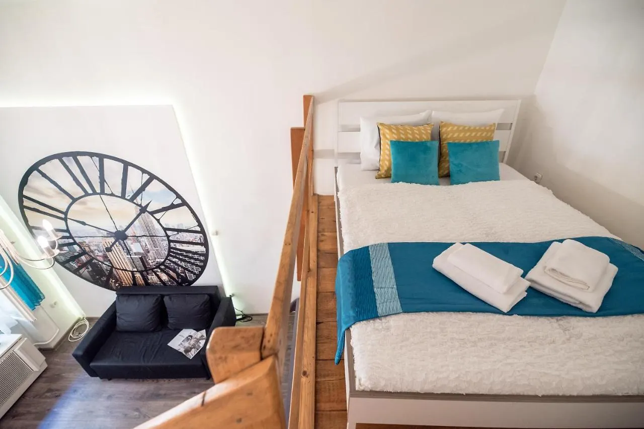 Daire Central Quiet Studio B&B, Airport Connection Budapeşte